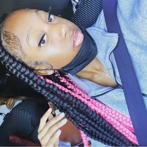 Meet your Posher, Ava